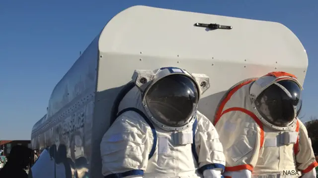 Trajes espaciales (foto: NASA)