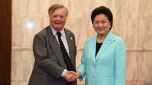 中国国务院副总理刘延东在北京会见英国首相特使、前司法大臣克拉克。克拉克作为卡梅伦首相特使赴北京出席“9·3”纪念活动。（资料图片）