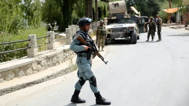 په ېېښه کې ۴۸ کسان ټپیان شوي، چې ډېری یې ولسي وګړي دي.