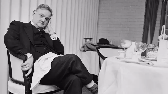 Лорд Хейлшем написал меморандум премьер-министру Макмиллану