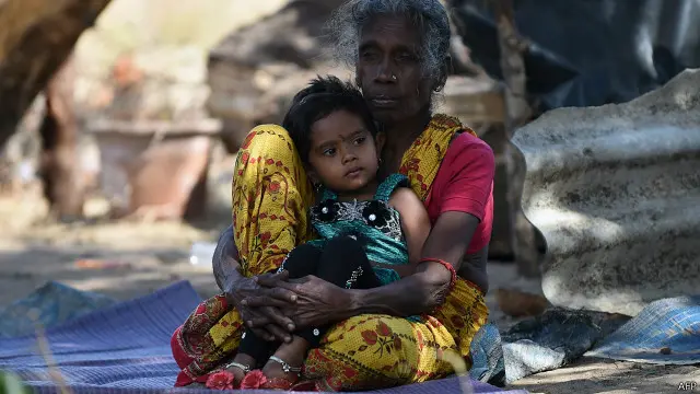 စစ်ပွဲ ပြီးဆုံးပြီးနောက် တမီလ် အများအပြား အိုးမဲ့အိမ်မဲ့ ဖြစ်နေသလို၊ တချို့ ပျောက်ဆုံးနေ။