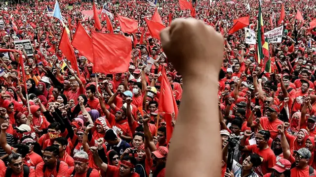 Pengunjuk rasa di Malaysia