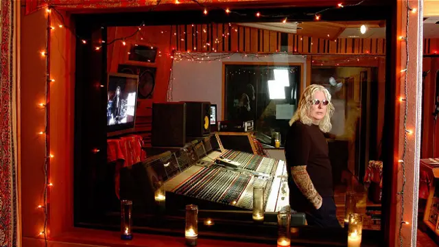 Queen начали запись альбома A Night at the Opera с продюсером Роем Томасом Бейкером 24 августа 1975 года