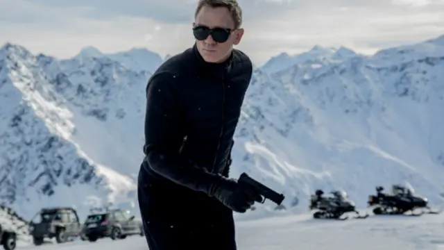 Джеймс Бонд