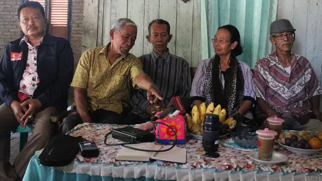 Sejumlah eks tahanan politik di Pati, Jateng, yang dituduh simpatisan atau anggota PKI, menuntut penyelesaian melalui jalur hukum.
