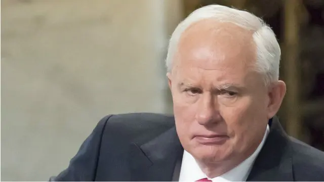 Гейр Лундестад був секретарем Норвезького Нобелівського комітету з 1990 до 2015 року