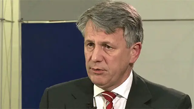 وان بیوردن: بهای نفت خام به کمترین عدم توازن عرضه و تقاضا واکنش سریع نشان می‌دهد