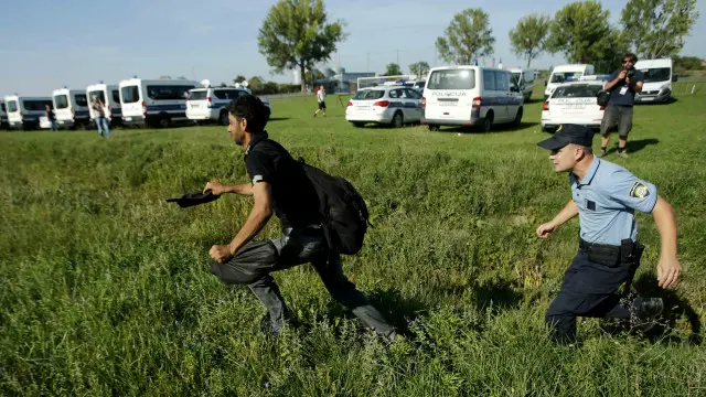 یورپی یونین کی جانب سے دو ٹوک ایکشن نہ ہونے کی وجہ سے تارکینِ وطن کا بحران جاری رہے گا: ترجمان یو این ایچ سی آر