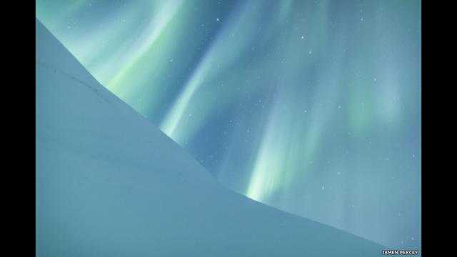 Silk Skies - Abisko National Park, Lapland, Sweden - by Jamen Percy (Aurorae, Winner)