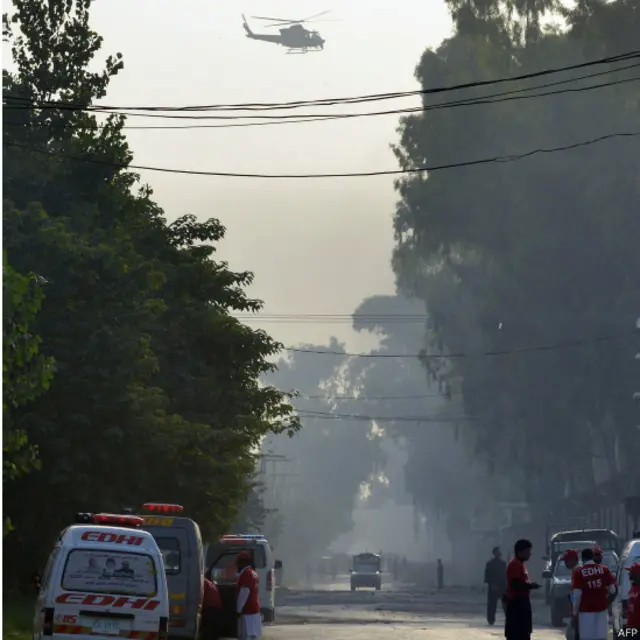کوئیک ری ایکشن فورس نے وہاں پہنچ کر علاقے کو گھیرے میں لے لیا اور علاقے کی فضائی نگرانی بھی کی جا رہی ہے۔