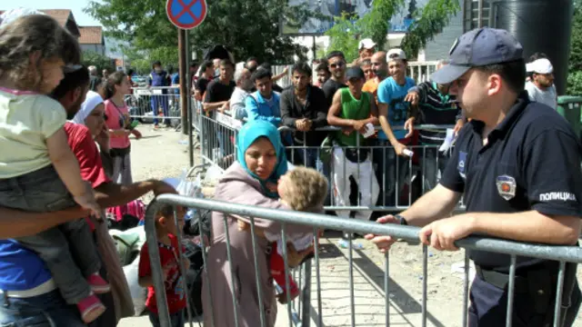 کرواسی چند هزار تن از پناهجویان را ثبت نام کرده و در مراکز ویژه اسکان داده است