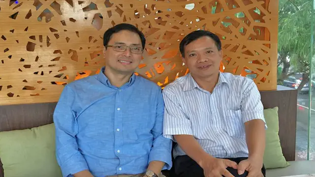 Luật sư Lê Công Định (trái) hiện vẫn đang trong diện bị quản thúc tại gia sau khi mãn hạn tù.