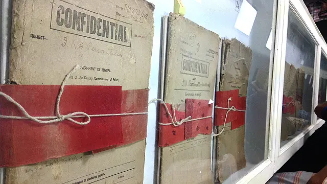 গোপনীয় সব ফাইল- এসব থেকে সুভাষ চন্দ্র ব্সুর মৃত্যুরহস্য সমাধান হবে কীনা সেটা এখনও স্পষ্ট নয়
