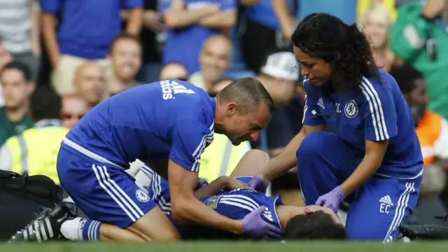 Jon Fearn dan Eva Carneiro