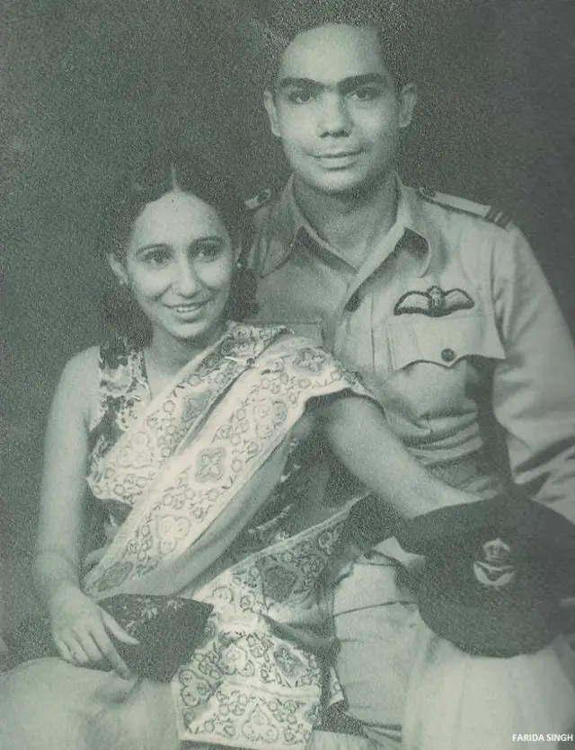 जहांगीर इंजीनियर अपनी पत्नी के साथ