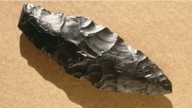 Người Neanderthal đã biết sử dụng các công cụ thô sơ