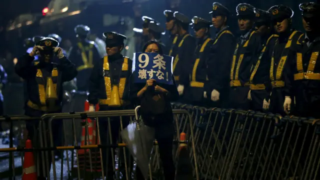 首尔当局将此举视为日本防卫安保政策的重大转换,正严密关注