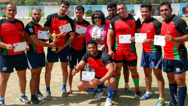 په کابل کې، دا ډول لوبې هم د افغانانو او هم د بهرنیو وګړو لپاره د ساتېرۍ یوه ښه شېبه ده.