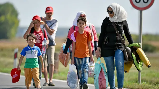 معظم اللاجئين يأتون من سوريا والعراق وأفغانستان