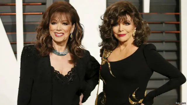 Джеки с сестрой Джоан в феврале 2015 года на вечеринке журнала Vanity Fair в Беверли-Хиллз