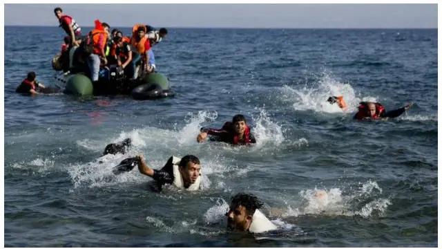 Banyak yang berusaha melintas perairan antara Turki dan Yunani dengan perahu seadanya