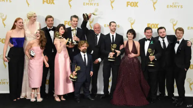 بہترین مصنف، ہدایتکاری اور بہترین معاون اداکار کے ایوارڈز بھی ’گیمز آف تھرونز‘ کو ملے