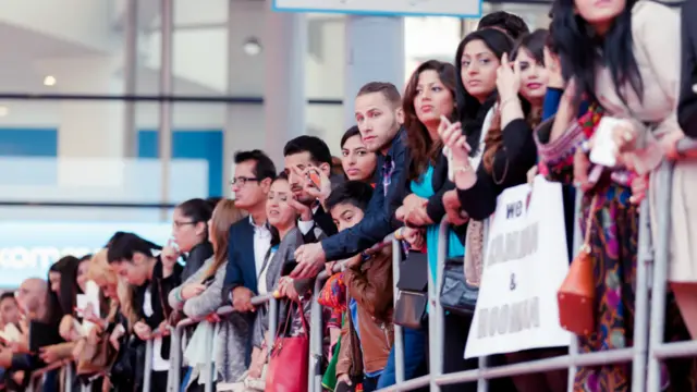 مینه وال هنرمندانو ته په انتظار.