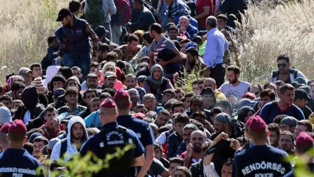 اقوام متحدہ کے سیکریٹری جنرل بان کی مون نے یورپی یونین کے رہنماؤں سے پناہ گزینوں کے لیے رحم کی اپیل کی ہے