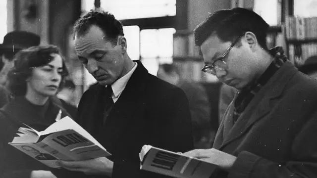 لولیتا کو بہت کم توجہ حاصل رہی جو تک کہ برطانوی مصنف گراہم گرین نے اس کی حمایت نہیں کی