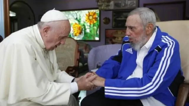 التقى البابا فرانسيس زعيم الثورة الكوبية، فيدل كاسترو، الأحد