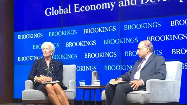 世界货币基金组织(IMF)总裁拉加德(左)