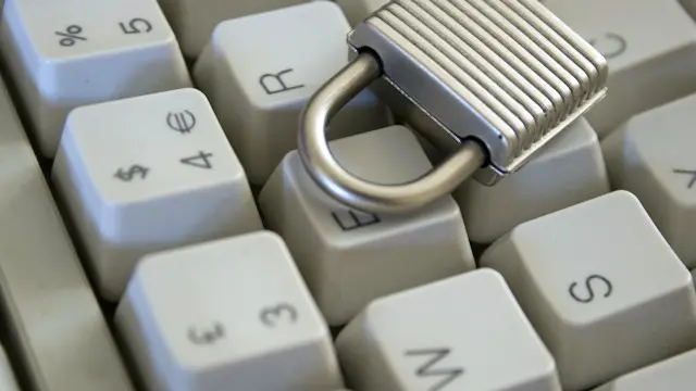 الأجهزة الذكية معرضة للهجمات الالكترونية