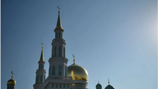 Масжидни қуриш ва безаш ишларида турли мамлакатлардан келган усталар иштирок этган