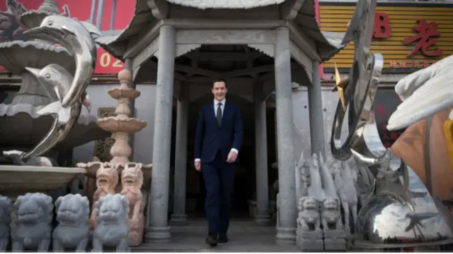 英國財相奧斯本的中國之行在英國媒體受到各種批評。