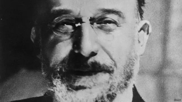 Erik Satie (1866 - 1925).