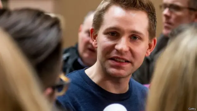 يخوض ماكس شرمز معركة طويلة ضد فيسبوك بشأن حماية الخصوصية.