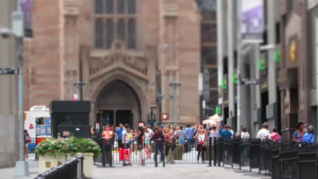 Trinity Church, em Nova York (Foto: Fabiola Ortiz/BBC Brasil)