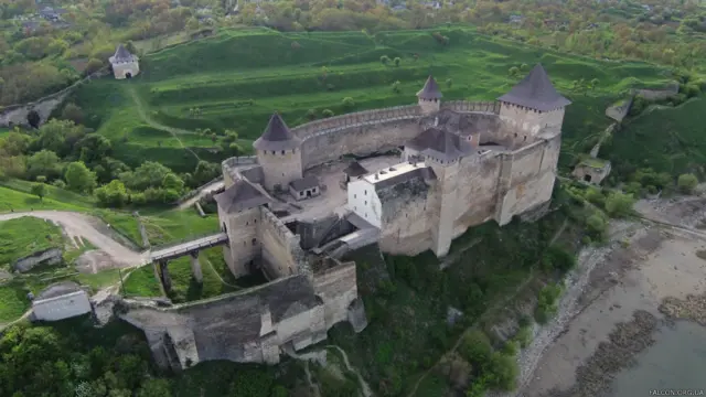 Замки України з повітря 