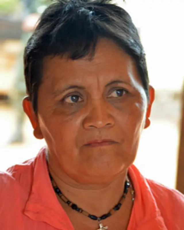 "Mientras no descarguen las armas no va a haber paz", opina Arecely Cuitiva, quien fue desplazada dos veces de su tierra.