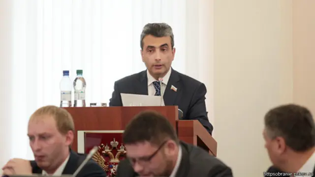 Лев Шлосберг