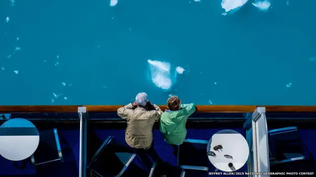 'आइसी व्यूज़', जेफ़्री एलन