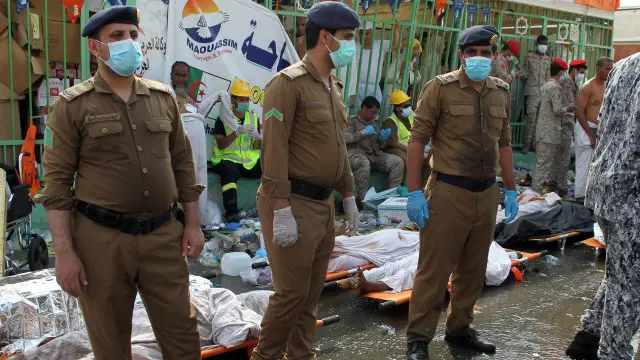 روز پنجشنبه، ۲۴ سپتامبر، ازدحام زائران در جریان بخشی از مراسم حج در صحرای منا باعث کشته شدن صدها نفر شد