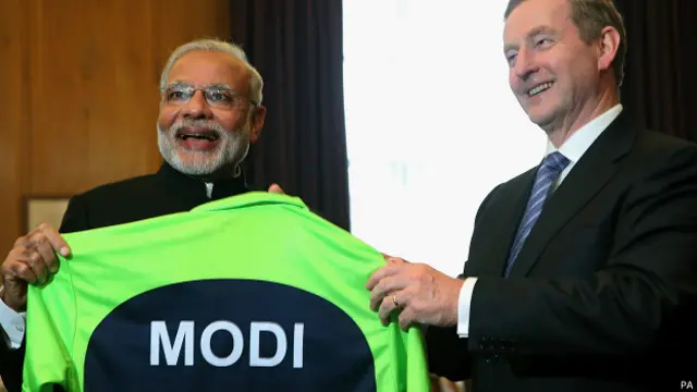 नरेंद्र मोदी