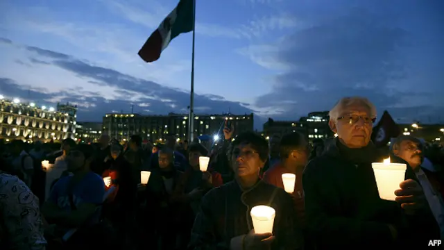 Protesta por los 43 estudiantes de Ayotzinapa