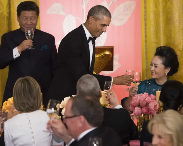 奧巴馬在祝酒辭中說，「今天，習主席和我都同意，要擴大兩國之間的合作。」
