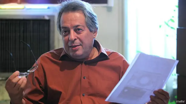 بعد از گذشت سه دهه هوشنگ کامکار از صدا و سیما انتقاد کرد که بی اجازه او  کجایید ای شهیدان خدایی را پخش می‌کند.