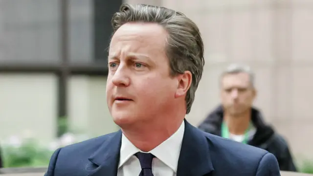 كاميرون كان يطالب برحيل الرئيس بشار الأسد عن السلطة قبل أي تسوية