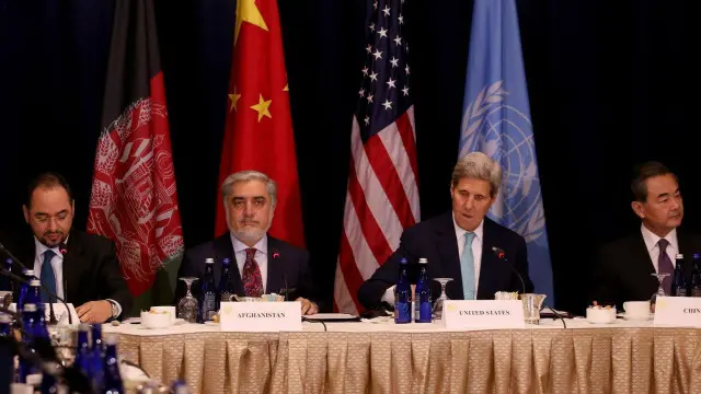 افغانی رہنما نیو یارک میں افغانستان کی صورت حال سے متعلق عالمی رہنماؤں سے ملاقاتیں کر رہے ہیں 