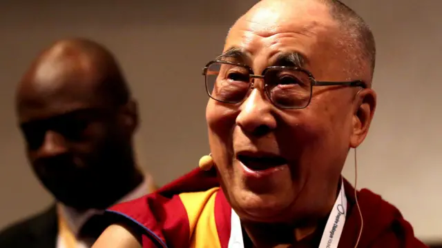 达赖喇嘛在英国剑桥出席座谈会（16/9/2015）