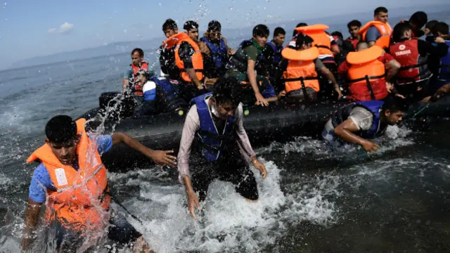 Беженцы у берегов Лесбоса